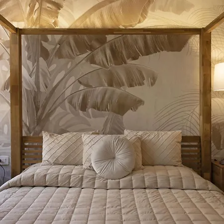 La Maison Coloniale E Zona Wellness Free 4* קליארי