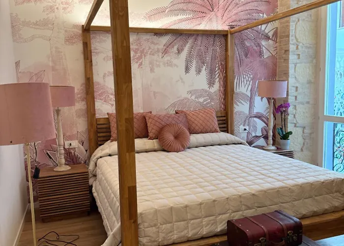 Гостевой дом La Maison Coloniale E Zona Wellness Free Кальяри