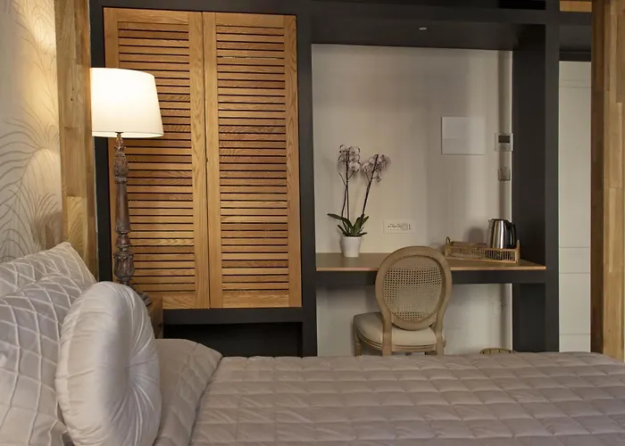 La Maison Coloniale E Zona Wellness Free 4* Кальяри